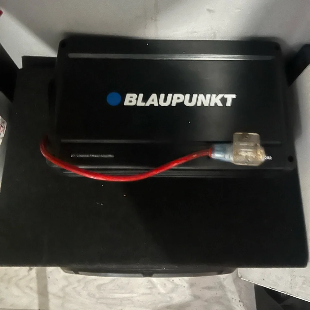 Car Sound System - Picture 2 of 2